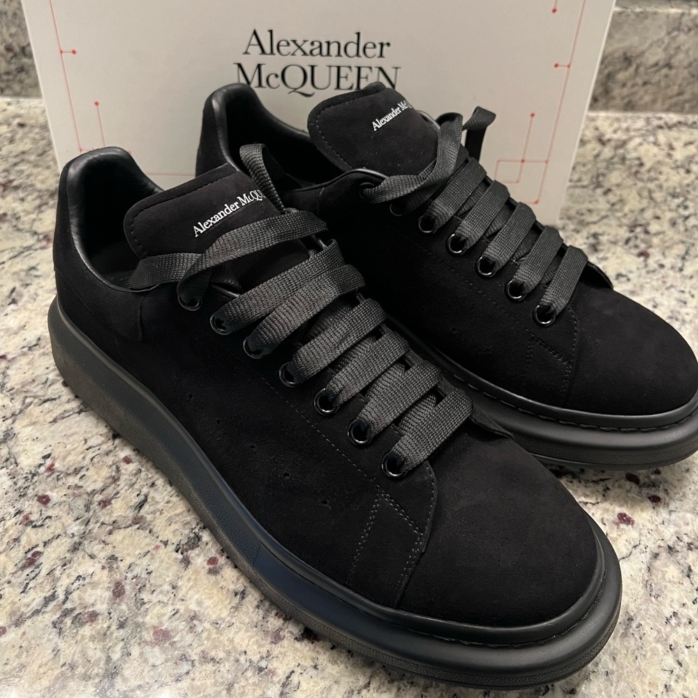 Alexander McQueen sneaker